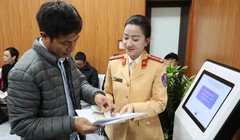 CSGT đề xuất làm bằng lái không cần ảnh thẻ, có thể dùng ảnh tự chụp