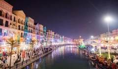 Khám phá tour du lịch đêm dành cho giới trẻ Hà thành dịp lễ