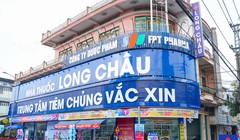 2 người phải cấp cứu sau khi tiêm vaccine tại Trung tâm tiêm chủng Long Châu