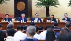 Thủ tướng Phạm Minh Chính và lãnh đạo bộ, địa phương chủ trì hội nghị. (Ảnh: Dương Giang/TTXVN).