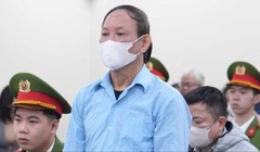 Cựu Chủ tịch Nhà xuất bản Giáo dục khai lý do "nhận cảm ơn" gần 25 tỷ đồng