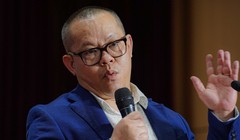 GS Nguyễn Đức An - Giám đốc Trung tâm Nghiên cứu Truyền thông về Khoa học, Sức khỏe và Dữ liệu (ĐH Bournemouth, Vương quốc Anh).