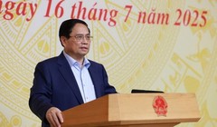 Thủ tướng: Phấn đấu tăng trưởng kinh tế năm 2025 từ 8,3-8,5%