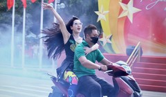 Nữ công an đóng vai "girl phố” ở Hồ Gươm kể chuyện hậu trường, bất ngờ vì nổi tiếng