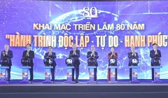 Thủ tướng: Triển lãm thành tựu đất nước 80 năm là "trường học sống động"