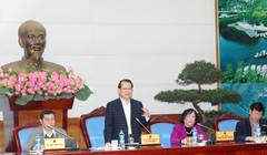 Phó Thủ tướng Vũ Văn Ninh đề nghị các thành viên Ban Chỉ đạo tích cực khắc phục những hạn chế của công tác giảm nghèo để đảm bảo hiệu quả hoạt động. Ảnh: VGP/Thành Chung