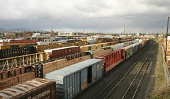 Đường sắt Sài Gòn – Lộc Ninh sẽ cung cấp dịch vụ vận chuyển hành khách, hàng hóa chi phí thấp từ Tp.HCM đi các đô thị vệ tinh thuộc khu vực Đông Nam Bộ