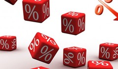 Khó hạ lãi suất vì xăng tăng, điện tăng, tỷ giá tăng