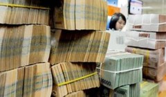 Trung Quốc và Việt Nam cùng "phá giá" tiền: Ngành nào sẽ bị “chịu” trận?