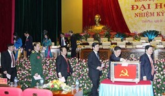 Các đại biểu dự Đại hội bộ tỉnh Vĩnh Phúc bỏ phiếu bầu Ban chấp hành Tỉnh ủy nhiệm kỳ 2015-2010 - Ảnh: Báo Vĩnh Phúc