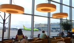 Lệnh cấm bay của Ukraine khiến quan hệ Nga - Ukraine càng thêm căng thẳng - Ảnh: BBC