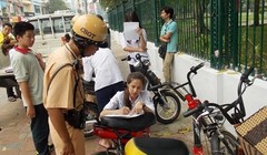 Từ hôm nay (7/12), xe máy điện phải đăng ký biển số