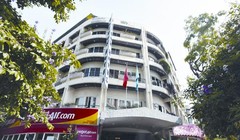 Khách sạn Thương mại Sài Gòn nằm tại 2 lô đất vàng 80 - Lý Thường Kiệt và 22 - Phan Bội Châu (Hà Nội). Ảnh: Hà Thanh