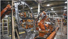 Robot có thể cướp đi 15 triệu việc làm tại Anh trong tương lai