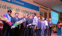 Các thành viên mới được bầu vào HĐQT của Eximbank - Ảnh: Quang Định
