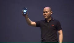 Ông Nguyễn Tử Quảng giới thiệu ra mắt Bphone