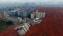 Cận cảnh vụ lở đất kinh hoàng tại Thâm Quyến trưa ngày 20.12