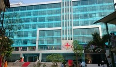 Hiện 51,43% cổ phần của bệnh viện đa khoa cấp I có số vốn điều lệ 168 tỷ đồng này do Tập đoàn T&T của bầu Hiển sở hữu.