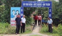 Kiểm điểm Chủ tịch huyện vận động đốt pháo hoa