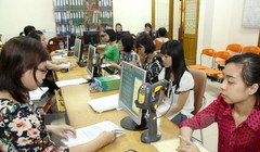 Đừng ép viên chức giả dối