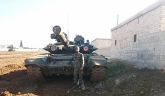 Video tổ hợp chống tên lửa lạ trên xe tăng quân chính phủ Sryia