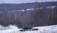 Video lính tăng Nga thi đấu vào "đội tuyển" dự Tank Biathlon 2016