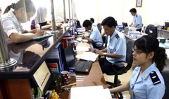 Soi nguồn thu ngân sách Hải quan: Nhiều cục hải quan địa phương "rớt đài" vì chịu liên đới từ giá dầu