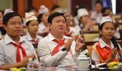 Ông Đinh La Thăng tại cuộc gặp mặt thiếu nhi TPHCM
