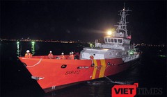 Tàu SAR 412 liên tục xuyên biển cứu ngư dân bị nạn