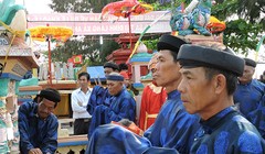 Xúc động Lễ khao lề thế lính Hoàng Sa ở Lý Sơn