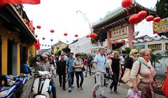 Trong quý I/2016, Hội An đón hơn 460.000 lượt khách du lịch đến tham quan.