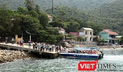 Biển động hàng ngàn du khách mắc kẹt ở Cù Lao Chàm
