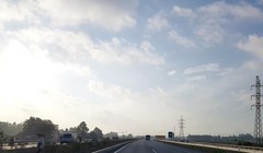 Đường cao tốc Hà Nội - Lạng Sơn sẽ góp phần tạo động lực phát triển kinh tế - xã hội khu vực Lạng Sơn nói riêng và vùng Đông Bắc nói chung. Ảnh: Đức Thanh