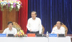 Phó Thủ tướng Trương Hòa Bình làm việc với lãnh đạo tỉnh Quảng Nam hôm 10-7 Ảnh: THANH HOÀI