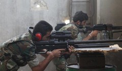 Các xạ thủ súng bắn tỉa trong quận Bani Zaid, Syria