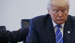 Ông Trump đang tỏ ra ngày càng hụt hơi trước đối thủ