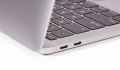 MacBook Pro 2016 của Apple