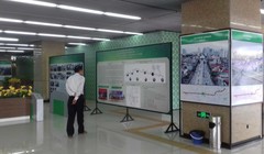 Hình ảnh bản đồ vị trí các ga tàu đang được sử dụng công khai ở 7 vị trí tại ga La Khê - Ảnh: M.S.