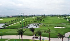 Sân golf rộng 157 ha trong sân bay Tân Sơn Nhất. Ảnh: Mạnh Tùng.