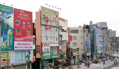 Một ngôi nhà “siêu mỏng” trên đường Trường Chinh (quận Thanh Xuân). Ảnh:Hà Nội mới