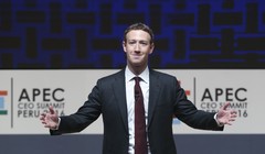 Với anh Mark Zuckerberg, đeo cà vạt là biểu tượng của sự nghiêm túc trong công việc. Nguồn: FortuneDot