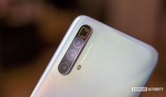 Realme X3 Superzoom (Ảnh: Android Authority)