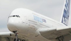 Những chiếc máy bay dân dụng thường được sơn màu trắng (Ảnh: Aircraftcompare)