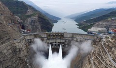 Nhà máy thủy điện Baihetan đang hoạt động ở biên giới giữa huyện Qiaojia của tỉnh Vân Nam và huyện Ninh Nam của tỉnh Tứ Xuyên, Trung Quốc (Ảnh: SCMP)