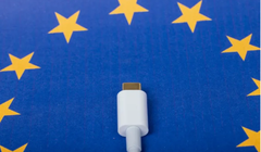 Phó Chủ tịch cấp cao tiếp thị toàn cầu của Apple xác nhận iPhone sẽ sử dụng cổng sạc USB-C (Ảnh: Engadget)