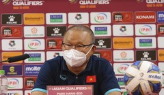 ĐT Việt Nam thảm bại trên sân Australia