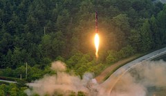 Hình ảnh Triều Tiên phóng tên lửa liên lục địa hôm 4/7 