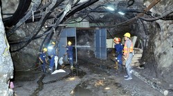 Bất chấp giấy phép hoạt động đã hết hạn, Công ty vàng Bồng Miêu vẫn “xé rào” khai thác vàng