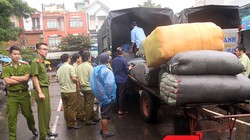 Liên tiếp mấy ngày qua, lực lượng chức năng Đà Nẵng phát hiện hàng loạt vụ hàng hóa không rõ nguồn gốc trên tàu SE19 khi cập ga Đà Nẵng.