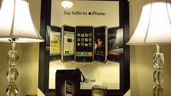 những thiết bị đời đầu luôn được fan công nghệ "quả táo" săn đón để bổ sung vào bộ sưu tập của riêng họ, ngay cả khi chúng đã trở nên quá lỗi thời và iPhone cũng không phải là ngoại lệ.